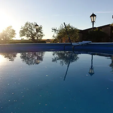 拉托尔托拉度假屋 *